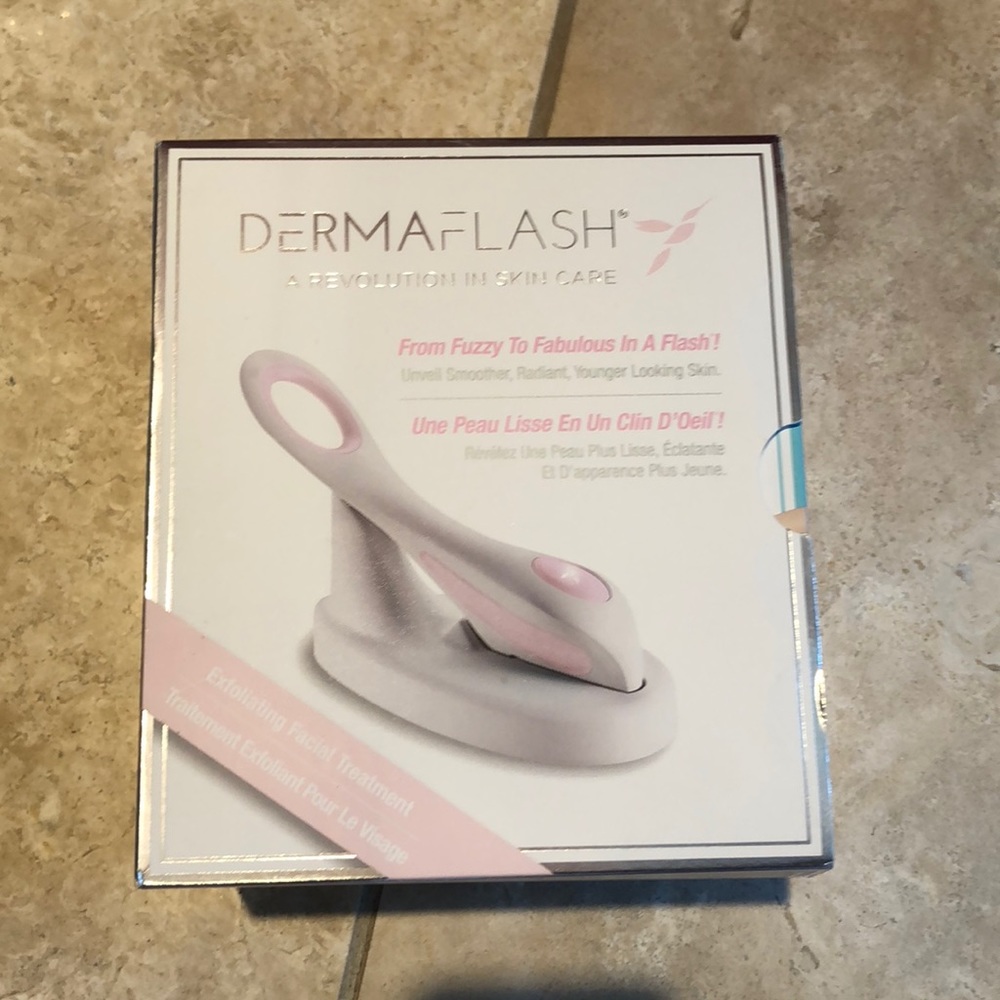 Dermaflash exfoliating facial treatment